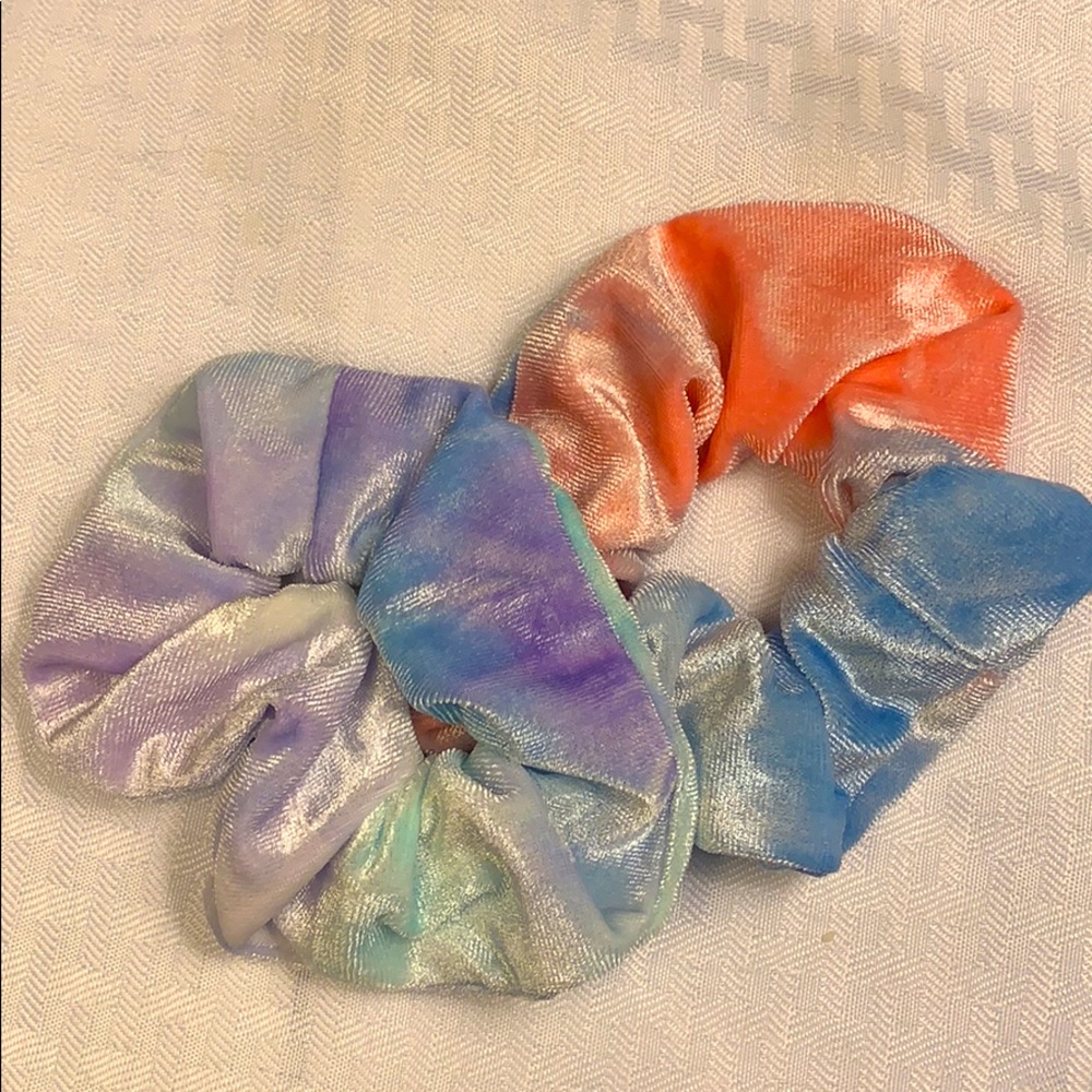 Velvet Tie Dye Scrunchies - Set of 2